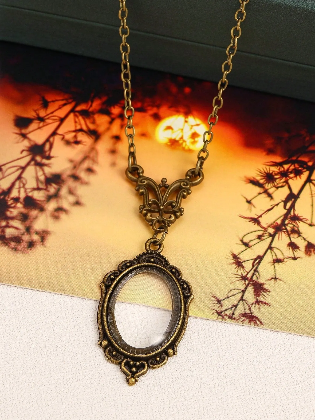 1PC Retro Enlarged Glass Pendant Necklace Victorian Monochrome Jewelry