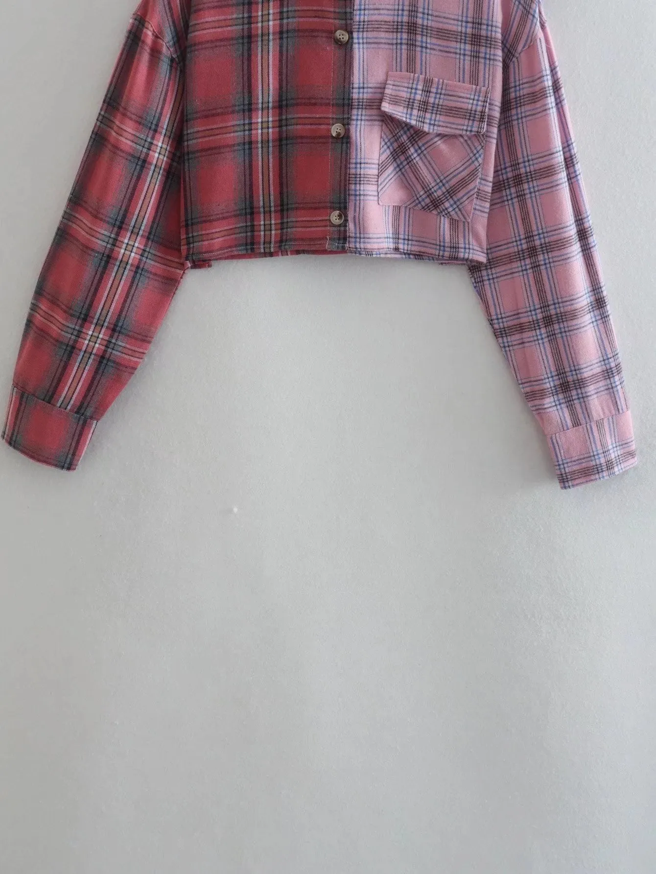 2022 Autumn New Design Contrast Plaid Crop Shirt