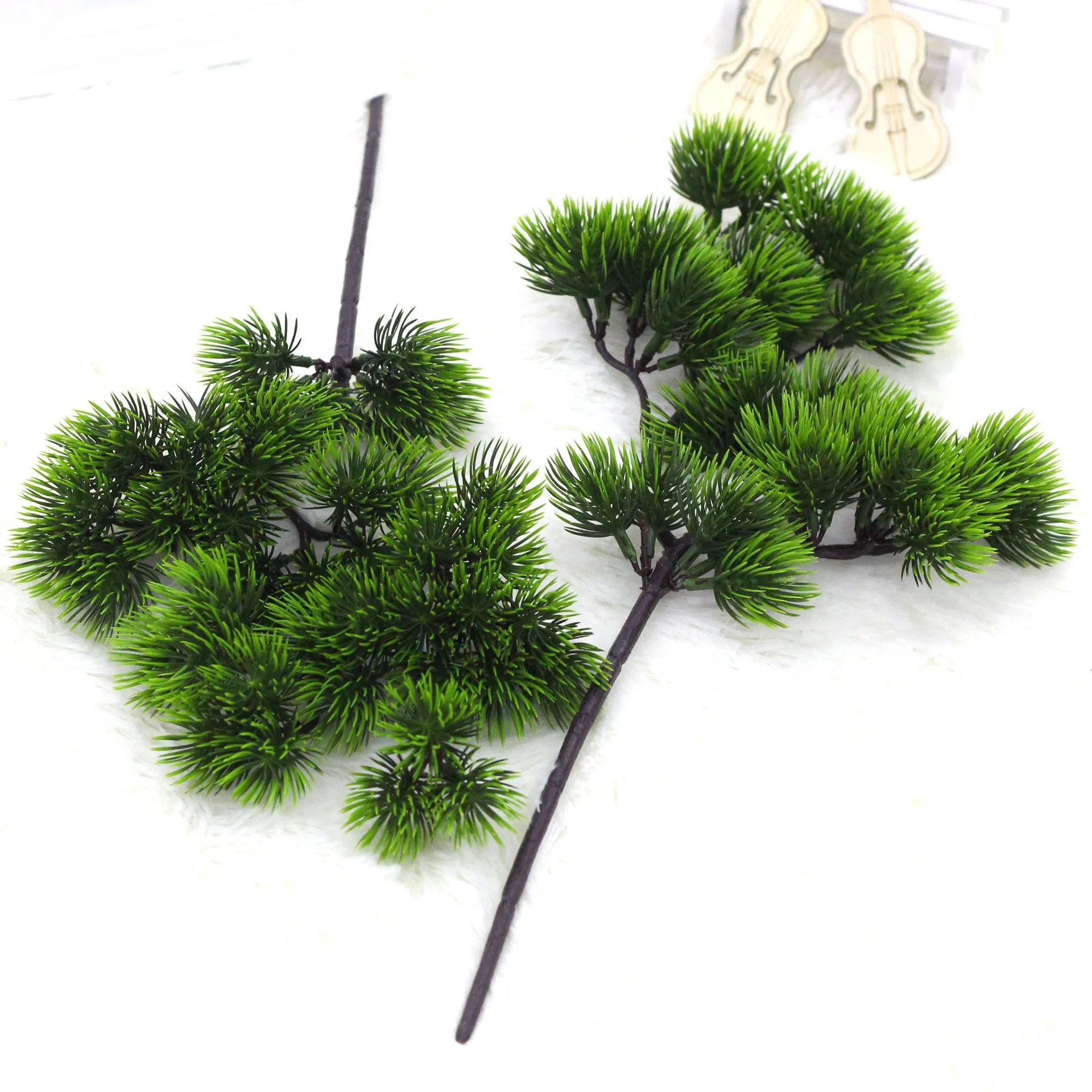 Artificial Plant Beauty Pine Tree Plastic Fake Green Plants 3pcs