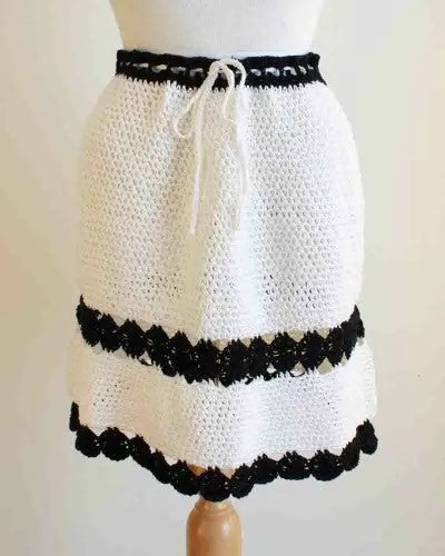 Monochrome Mini Skirt Crochet Pattern